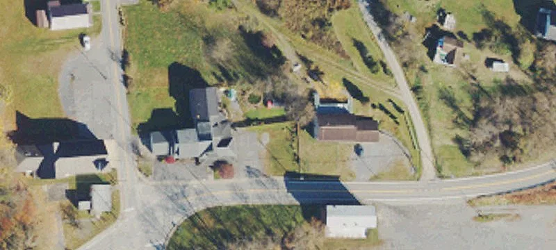 35 Simpson Rd