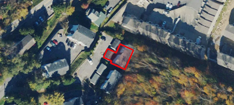 100 Stewart Ln