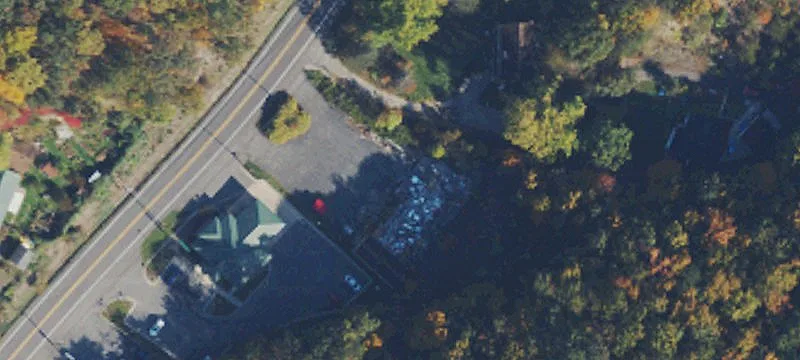 Red Maple Ln