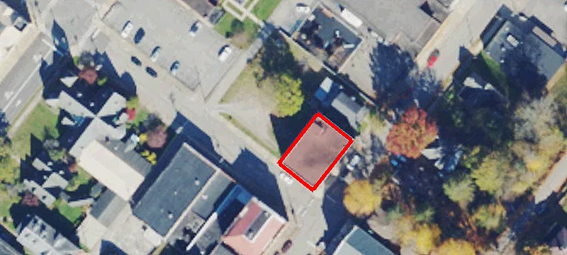 237 2nd St