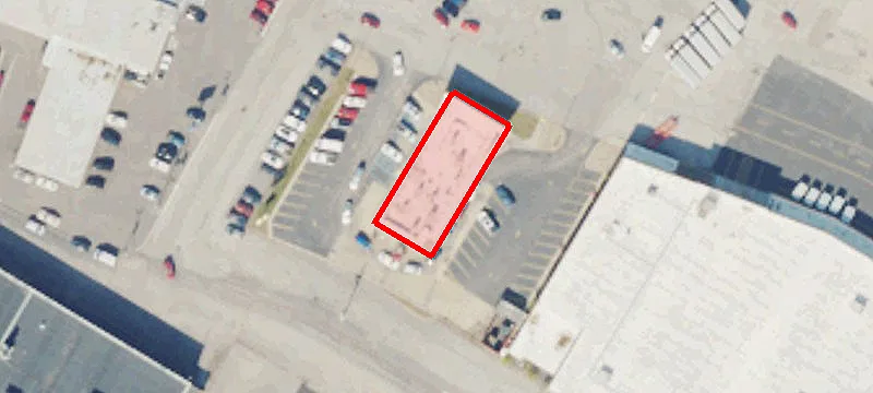 1805 Patrick St Plz