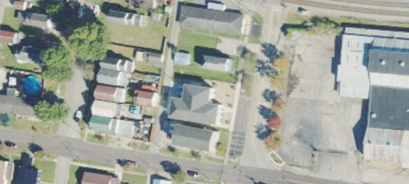 725 Main St