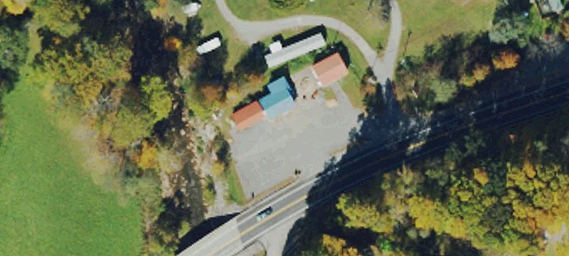 Us Rt 33rd W Off