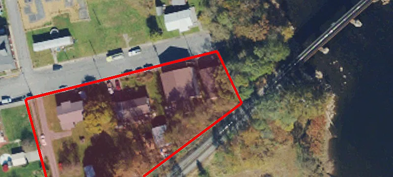 170 Main St