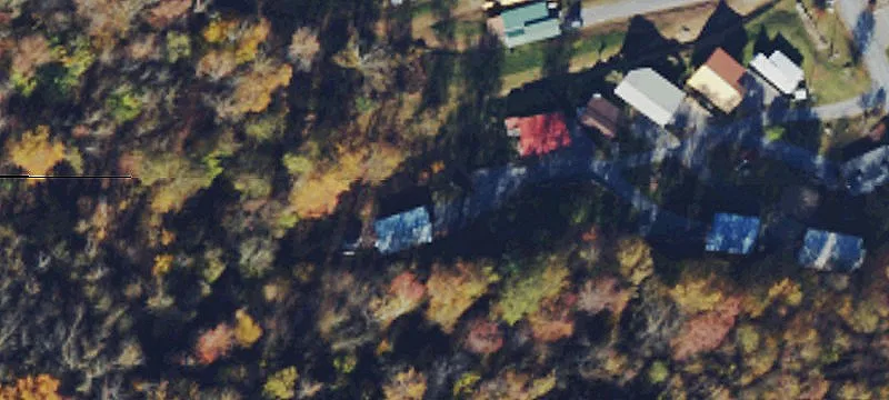 32 Lakeside Dr