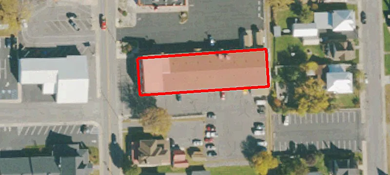 24 Main St