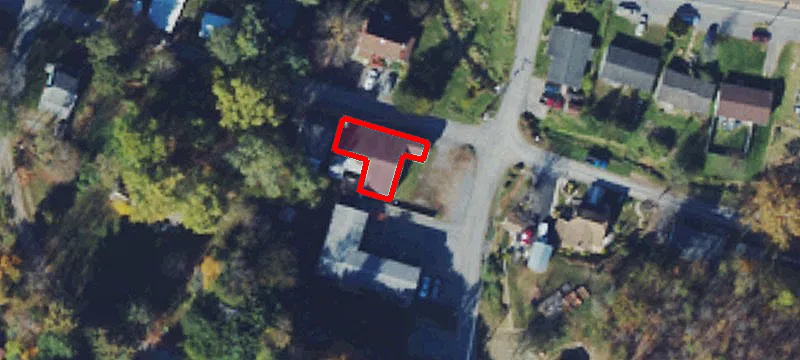 32 Radio Sta Ln