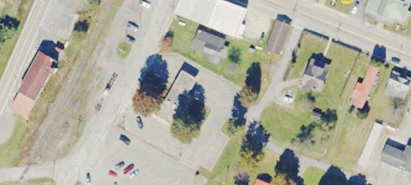 Railroad Ave