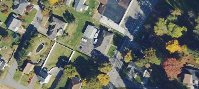 1385 Locust Ave