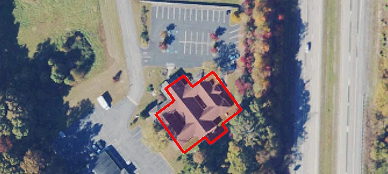 5493 Maple Ln