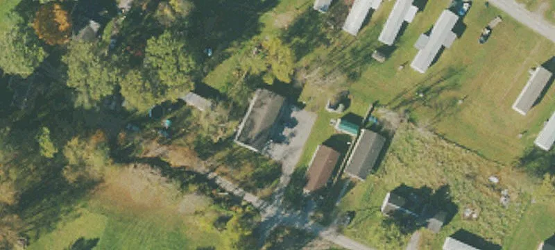 Pond St