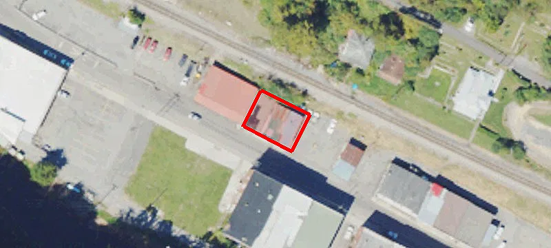 Main War St