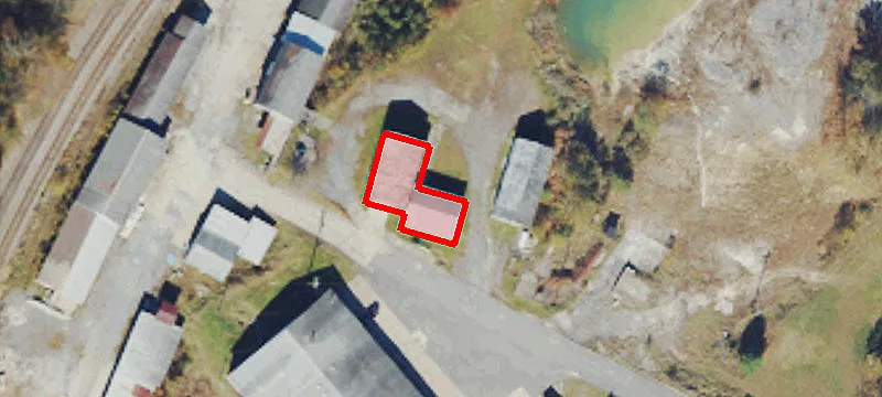 1687 Country Clb Rd