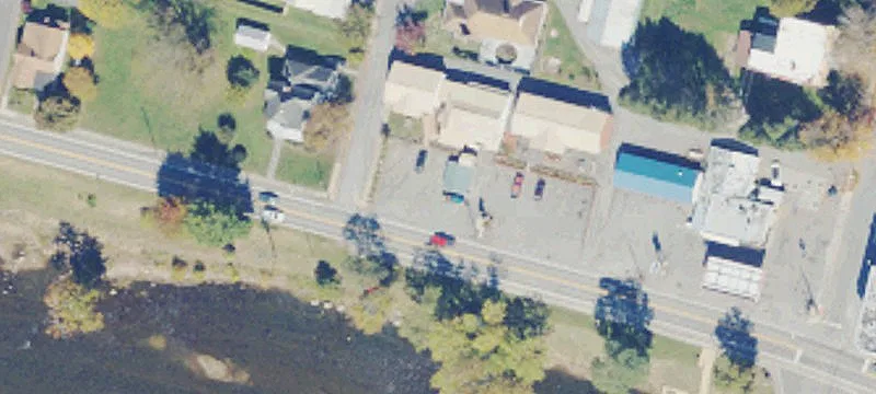 Riverside Dr