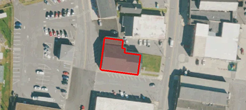 39 Main St