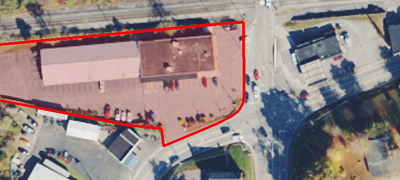 300 Main St