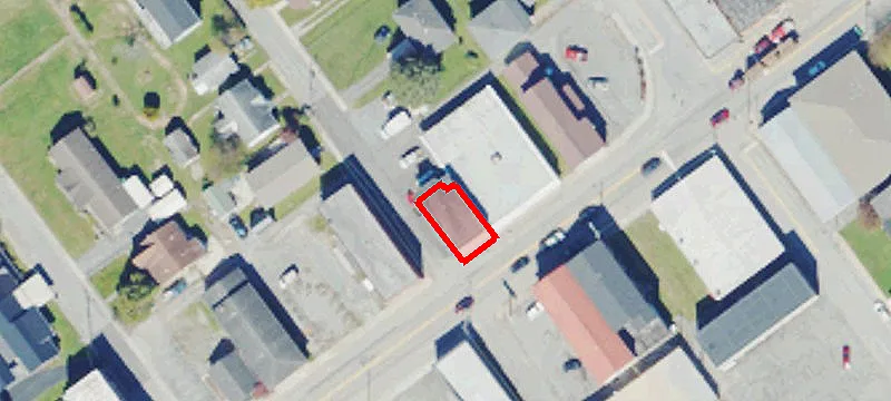 437 Main St