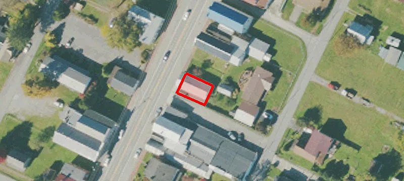 685 Main St