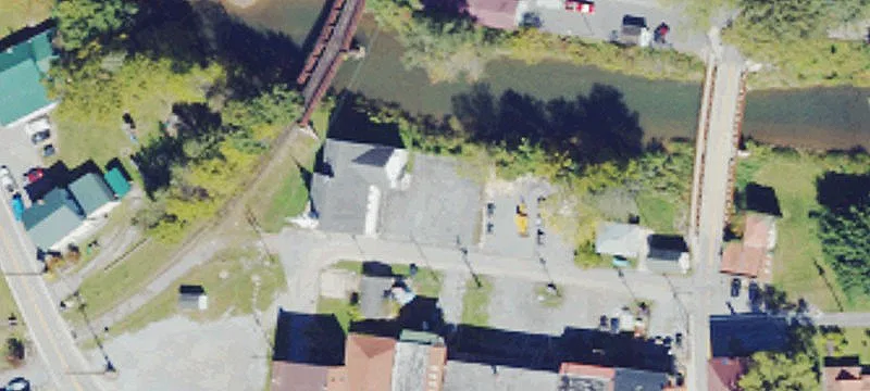 107 Riv St