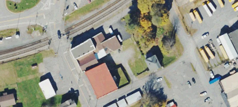 108 Manley St