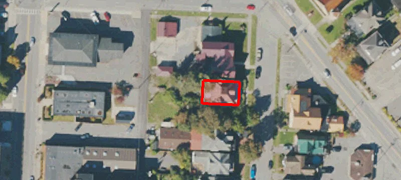 425 Kerens Ave