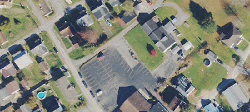 256 Lyndon Ave