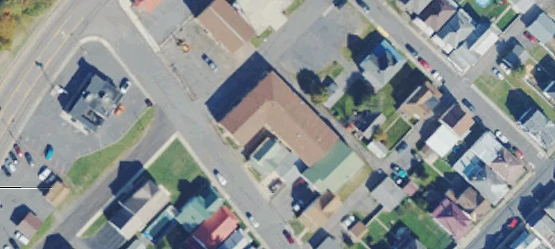 Lincoln St