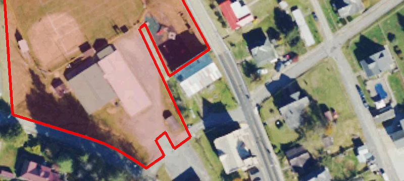 3011 Main St