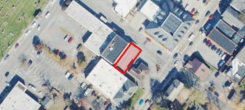 208 Foster St