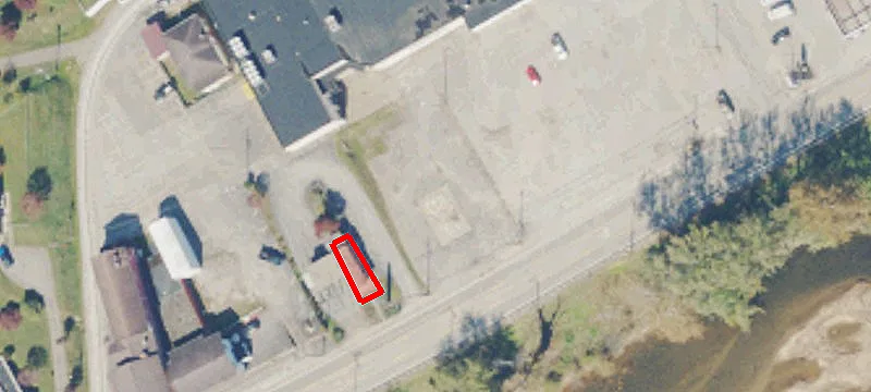 8589 Elk Riv N Rd