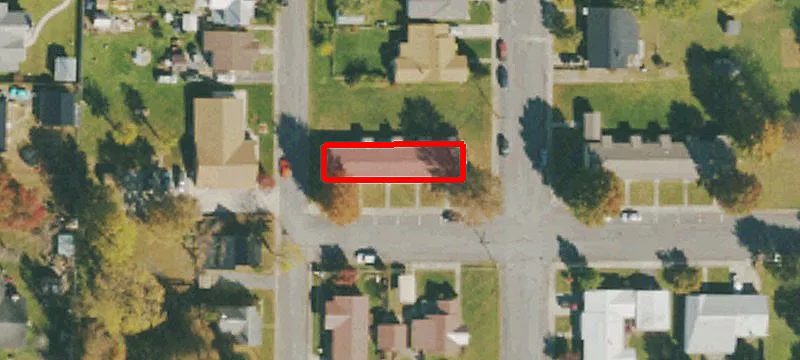 107 Forman Ave