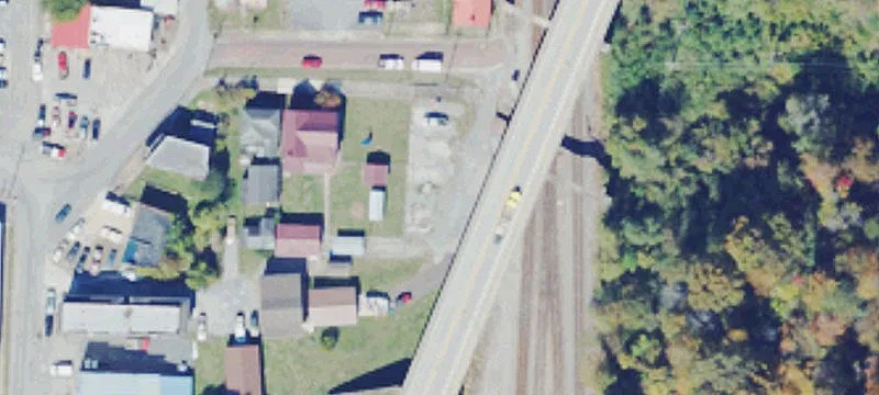 Railroad Ave