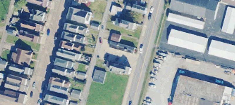 25 Marshall N St