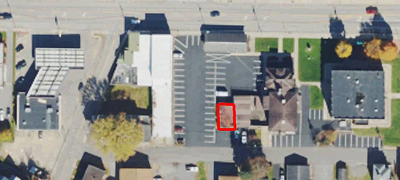 Main St