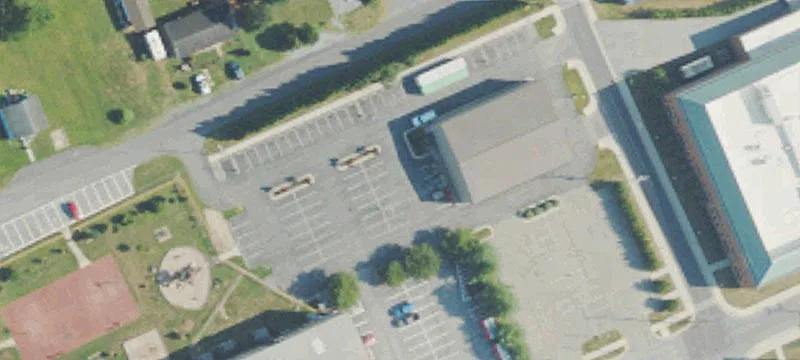 303 3rd Ave