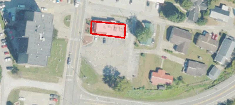 660 Main St