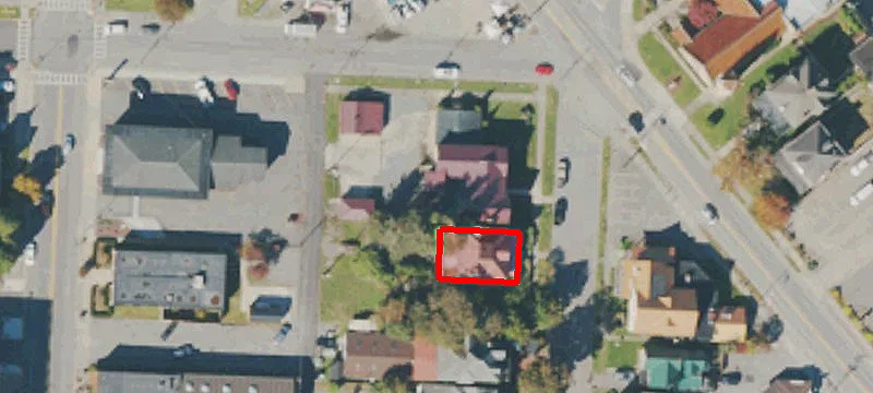 Kerens Ave