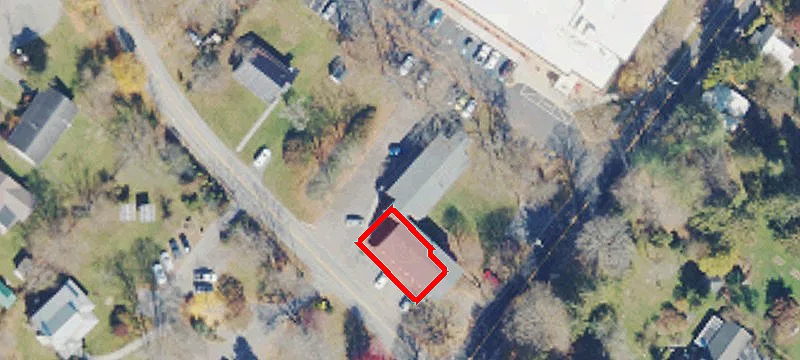 124 Feamster Rd