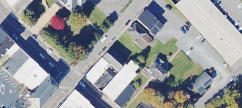 Maple Ave