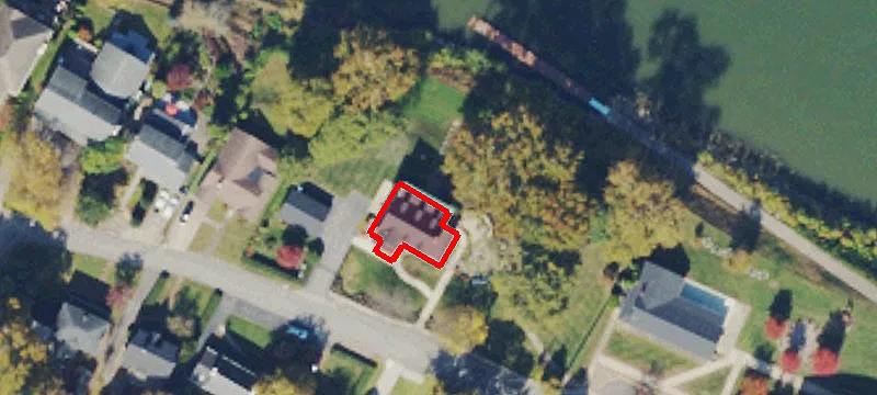2122 Kanawha SE Ave