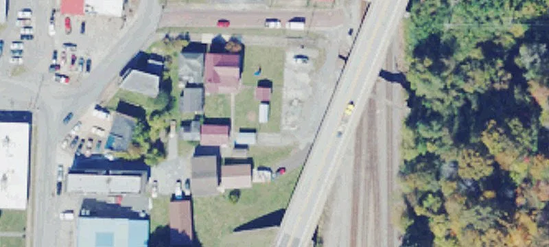 Railroad Ave