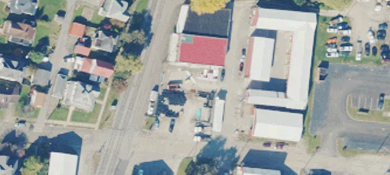 Linden Ave
