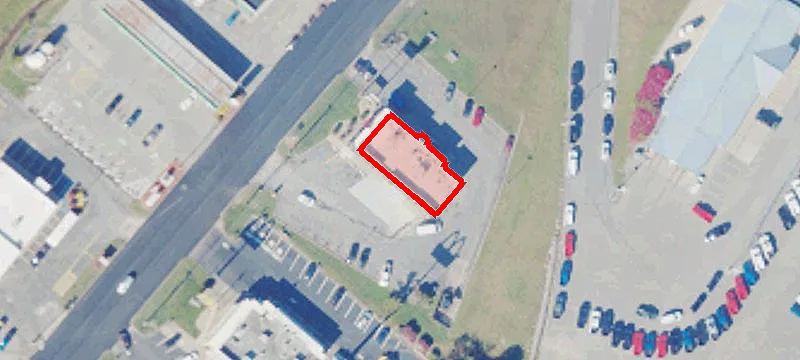 3906 Sutton Ln