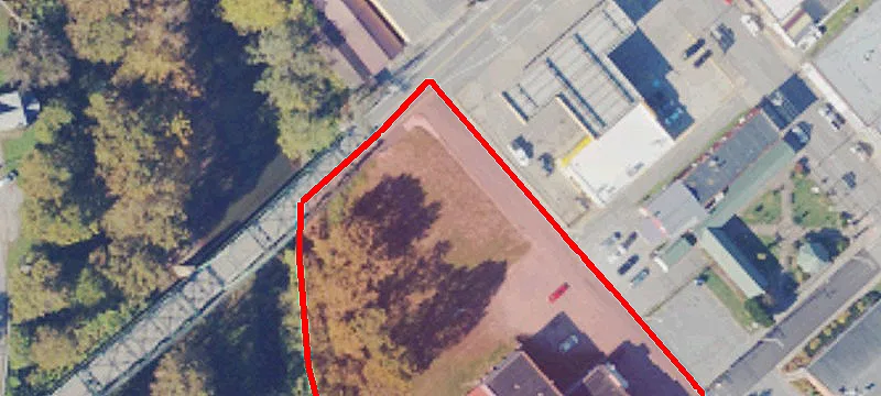 20 Lewis St