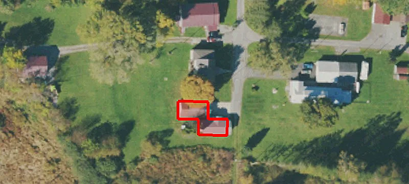 69 Lough Ln