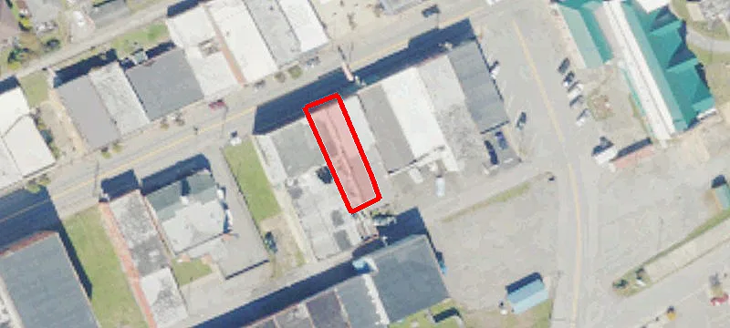 28 Main St