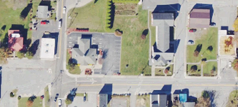 Vermillion St
