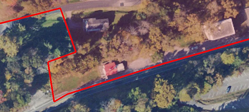 309 Lewis St