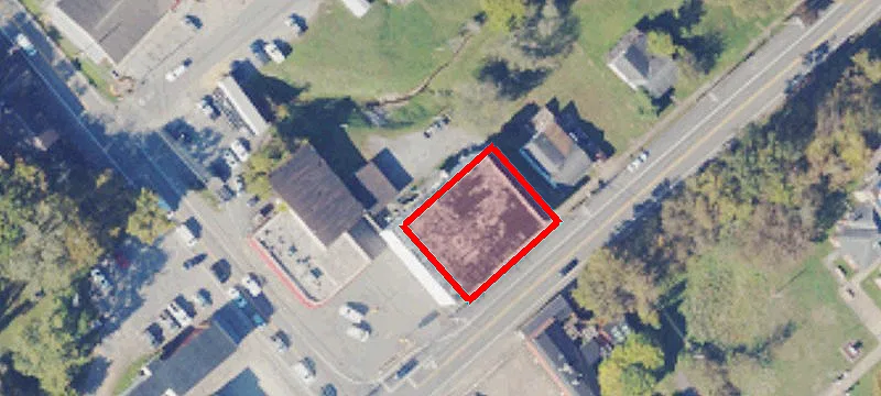 11 Lewis St