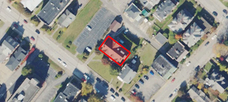 1330 Virginia E St